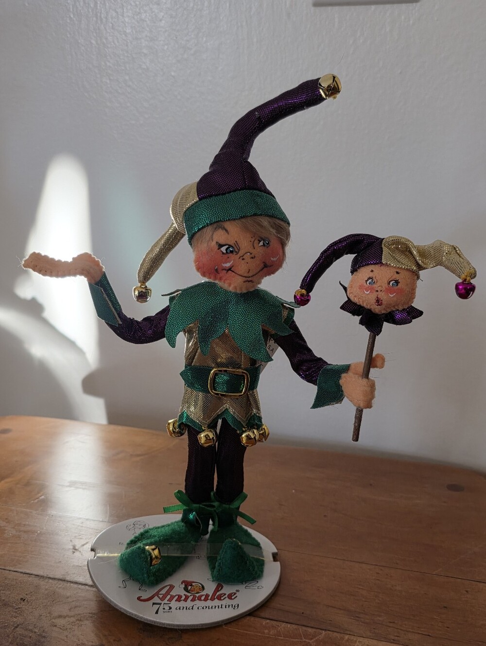 Annalee 2022 9" Mardi Gras Elf